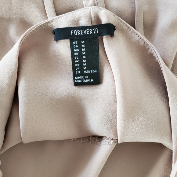 Tan halter top - Picture 4 of 5